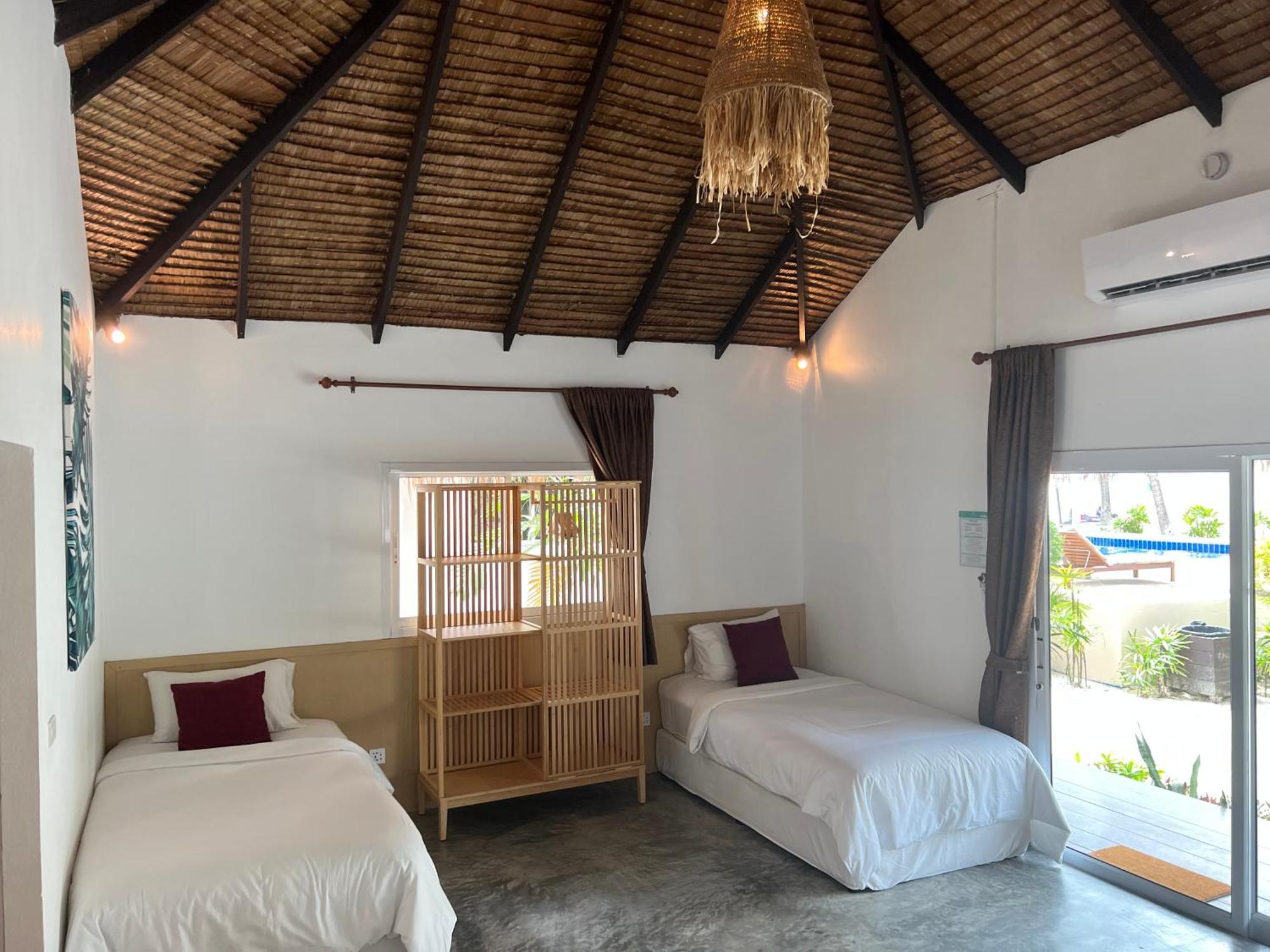 Sarana Bungalows (Adults Only) Baan Tai Bagian luar foto