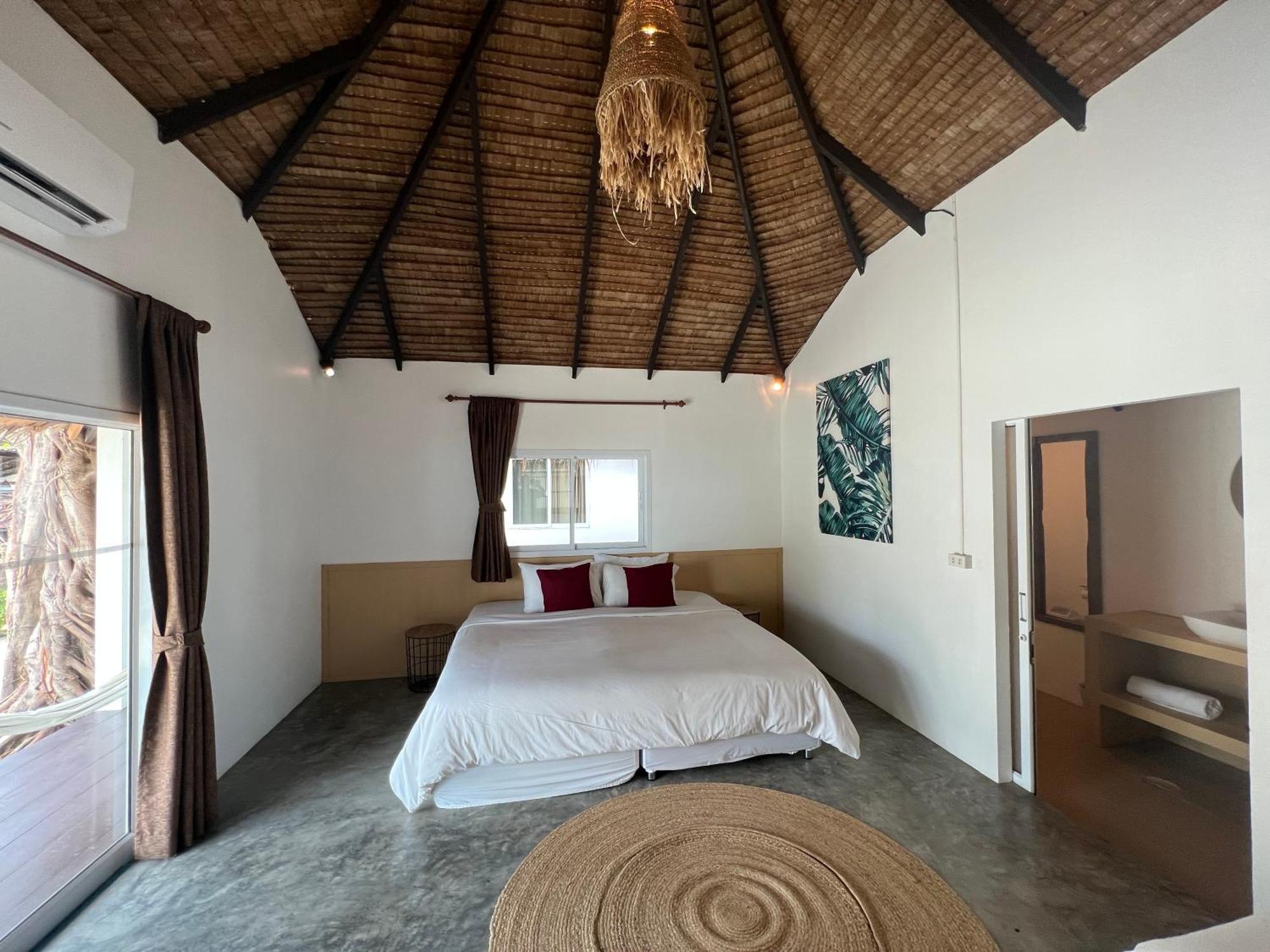 Sarana Bungalows (Adults Only) Baan Tai Bagian luar foto