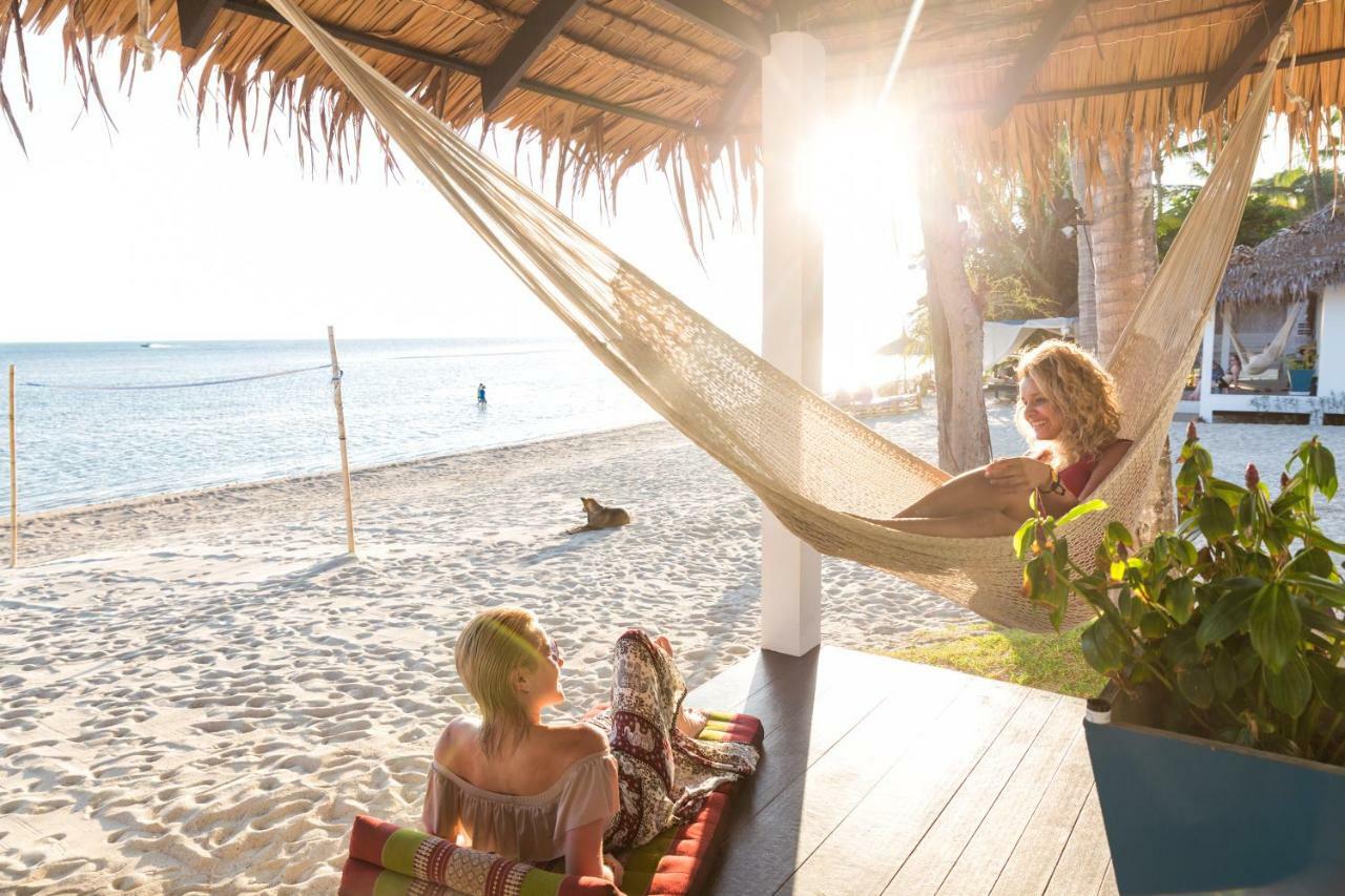 Sarana Bungalows (Adults Only) Baan Tai Bagian luar foto